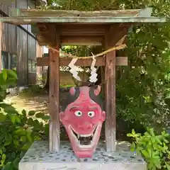 片埜神社の建物その他