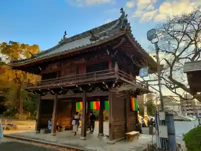 八事山 興正寺の山門・神門