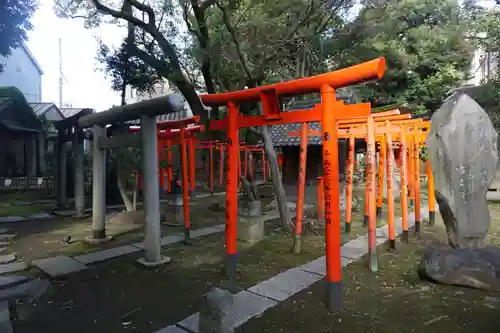 三囲神社の鳥居