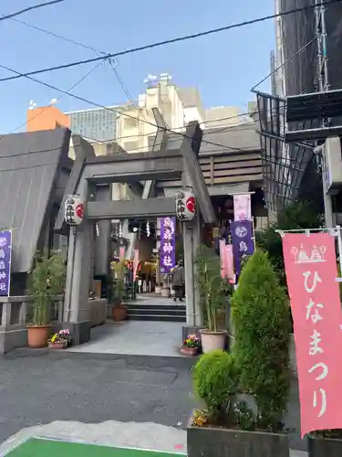 烏森神社の鳥居