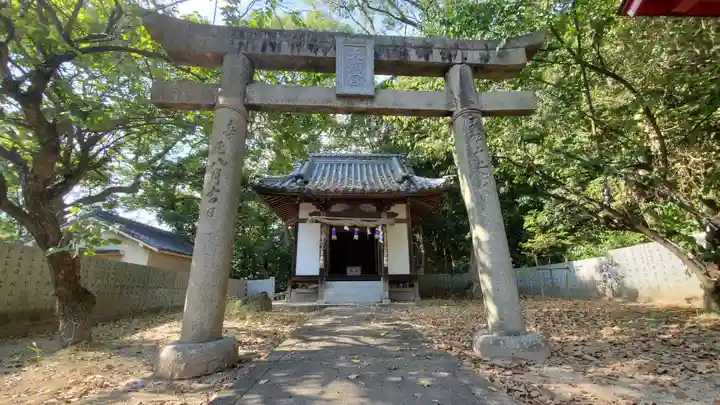 田潮八幡神社の末社・摂社