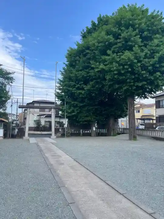 栗原神社の{uncategorized: "未分類", other: "その他", undefined: "問題あり", building: "その他建物", grave: "お墓", sacred_gate: "鳥居", guardian: "狛犬", statue: "像", buddha: "仏像", history: "歴史", nature: "自然", garden: "庭園", animal: "動物", pagoda: "塔", temizu: "手水舎", mountain_gate: "山門・神門", sanctuary: "本殿・本堂", subordinate: "末社・摂社", art: "芸術", scenery: "景色", jizo: "地蔵", ema: "絵馬", goshuin: "御朱印", omikuji: "おみくじ", items: "授与品その他", amulet: "お守り", goshuincho: "御朱印帳", eats: "食事", festival: "お祭り", votive_dance: "神楽", shichigosan: "七五三参", wedding: "結婚式", experience: "体験その他", initially: "初詣", around: "周辺", anti_infection: "感染症対策"}