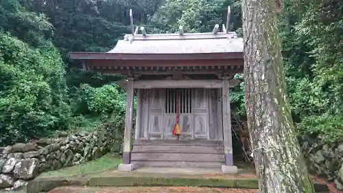 竜神宮の{uncategorized: "未分類", other: "その他", undefined: "問題あり", building: "その他建物", grave: "お墓", sacred_gate: "鳥居", guardian: "狛犬", statue: "像", buddha: "仏像", history: "歴史", nature: "自然", garden: "庭園", animal: "動物", pagoda: "塔", temizu: "手水舎", mountain_gate: "山門・神門", sanctuary: "本殿・本堂", subordinate: "末社・摂社", art: "芸術", scenery: "景色", jizo: "地蔵", ema: "絵馬", goshuin: "御朱印", omikuji: "おみくじ", items: "授与品その他", amulet: "お守り", goshuincho: "御朱印帳", eats: "食事", festival: "お祭り", votive_dance: "神楽", shichigosan: "七五三参", wedding: "結婚式", experience: "体験その他", initially: "初詣", around: "周辺", anti_infection: "感染症対策"}