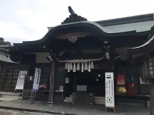 四山神社の本殿・本堂