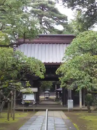 三寳寺の山門