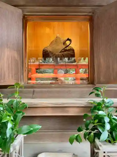 栄誉権現社の{uncategorized: "未分類", other: "その他", undefined: "問題あり", building: "その他建物", grave: "お墓", sacred_gate: "鳥居", guardian: "狛犬", statue: "像", buddha: "仏像", history: "歴史", nature: "自然", garden: "庭園", animal: "動物", pagoda: "塔", temizu: "手水舎", mountain_gate: "山門・神門", sanctuary: "本殿・本堂", subordinate: "末社・摂社", art: "芸術", scenery: "景色", jizo: "地蔵", ema: "絵馬", goshuin: "御朱印", omikuji: "おみくじ", items: "授与品その他", amulet: "お守り", goshuincho: "御朱印帳", eats: "食事", festival: "お祭り", votive_dance: "神楽", shichigosan: "七五三参", wedding: "結婚式", experience: "体験その他", initially: "初詣", around: "周辺", anti_infection: "感染症対策"}