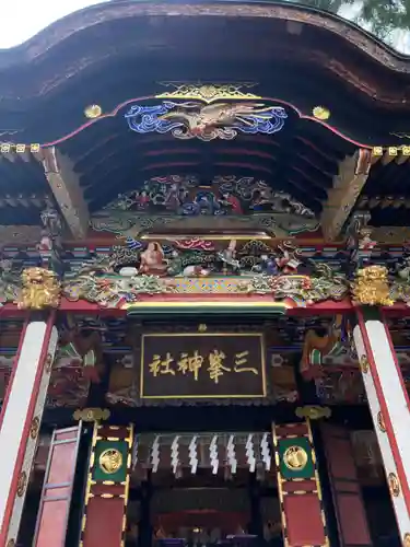 三峯神社の本殿・本堂