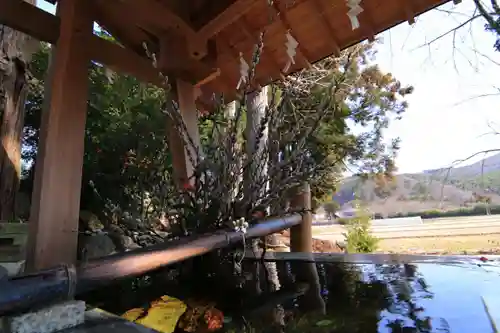 高司神社〜むすびの神の鎮まる社〜の手水