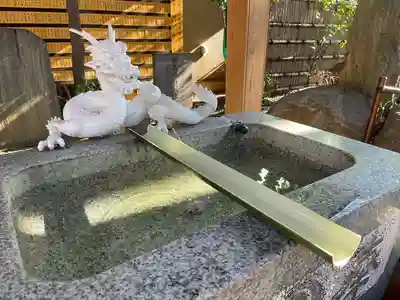 田無神社の手水舎