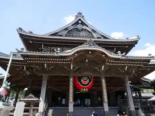 豊川閣　妙厳寺の本殿・本堂