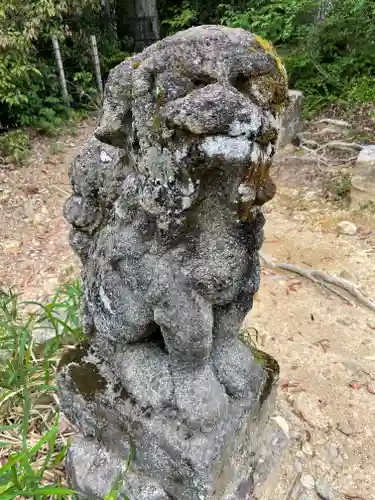 中山寺奥之院の狛犬