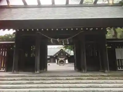 千歳神社の山門・神門