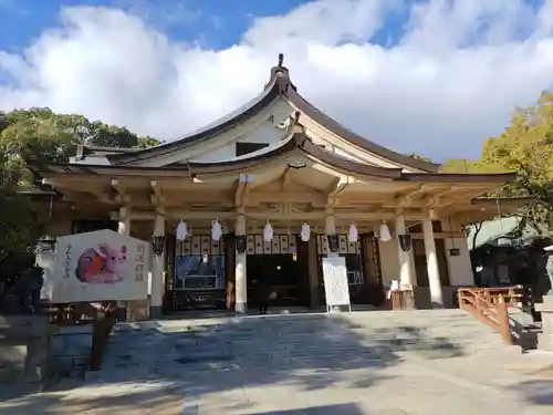湊川神社の本殿・本堂