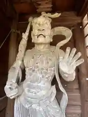 祐福寺の像