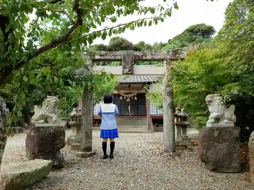 言代主神社の鳥居