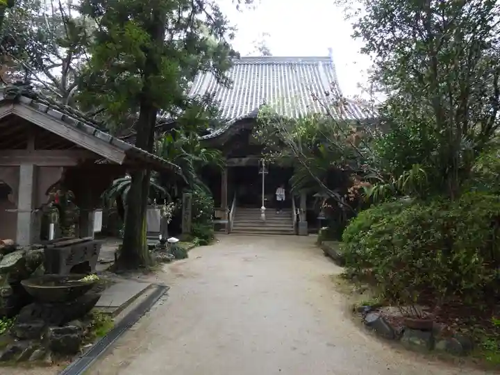 浄瑠璃寺(愛媛県)