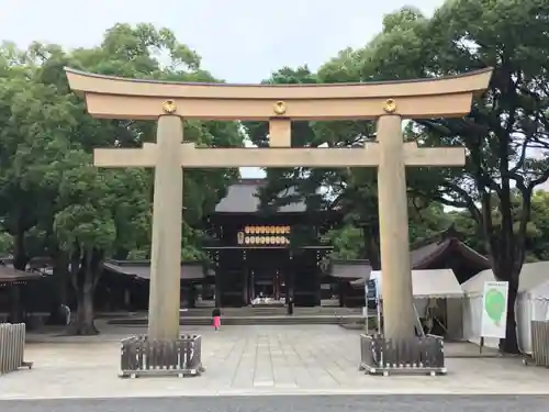 明治神宮の鳥居