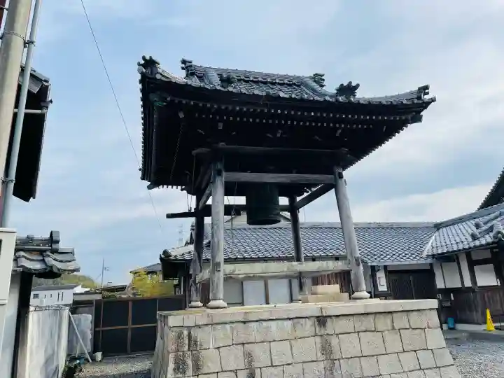 善福寺の{uncategorized: "未分類", other: "その他", undefined: "問題あり", building: "その他建物", grave: "お墓", sacred_gate: "鳥居", guardian: "狛犬", statue: "像", buddha: "仏像", history: "歴史", nature: "自然", garden: "庭園", animal: "動物", pagoda: "塔", temizu: "手水舎", mountain_gate: "山門・神門", sanctuary: "本殿・本堂", subordinate: "末社・摂社", art: "芸術", scenery: "景色", jizo: "地蔵", ema: "絵馬", goshuin: "御朱印", omikuji: "おみくじ", items: "授与品その他", amulet: "お守り", goshuincho: "御朱印帳", eats: "食事", festival: "お祭り", votive_dance: "神楽", shichigosan: "七五三参", wedding: "結婚式", experience: "体験その他", initially: "初詣", around: "周辺", anti_infection: "感染症対策"}