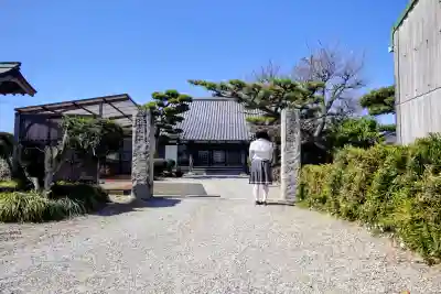 慶徳寺の{uncategorized: "未分類", other: "その他", undefined: "問題あり", building: "その他建物", grave: "お墓", sacred_gate: "鳥居", guardian: "狛犬", statue: "像", buddha: "仏像", history: "歴史", nature: "自然", garden: "庭園", animal: "動物", pagoda: "塔", temizu: "手水舎", mountain_gate: "山門・神門", sanctuary: "本殿・本堂", subordinate: "末社・摂社", art: "芸術", scenery: "景色", jizo: "地蔵", ema: "絵馬", goshuin: "御朱印", omikuji: "おみくじ", items: "授与品その他", amulet: "お守り", goshuincho: "御朱印帳", eats: "食事", festival: "お祭り", votive_dance: "神楽", shichigosan: "七五三参", wedding: "結婚式", experience: "体験その他", initially: "初詣", around: "周辺", anti_infection: "感染症対策"}