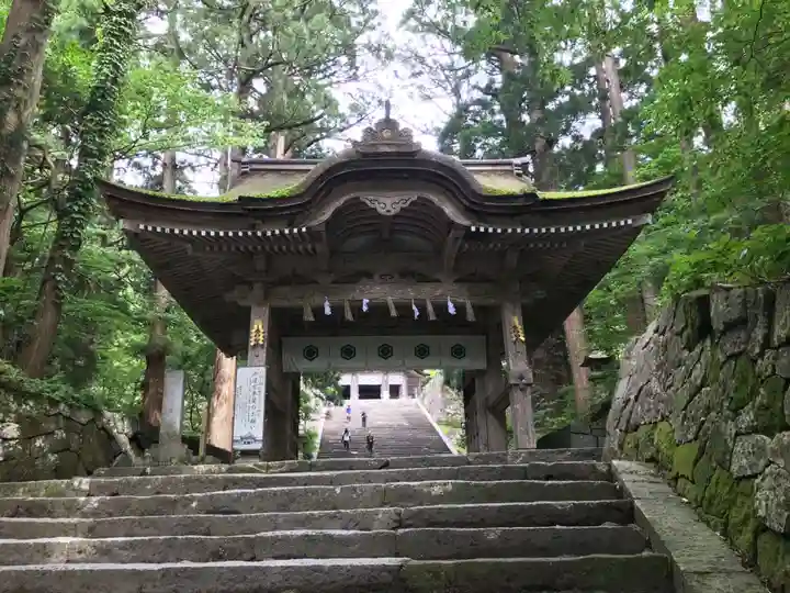 大神山神社奥宮の山門・神門