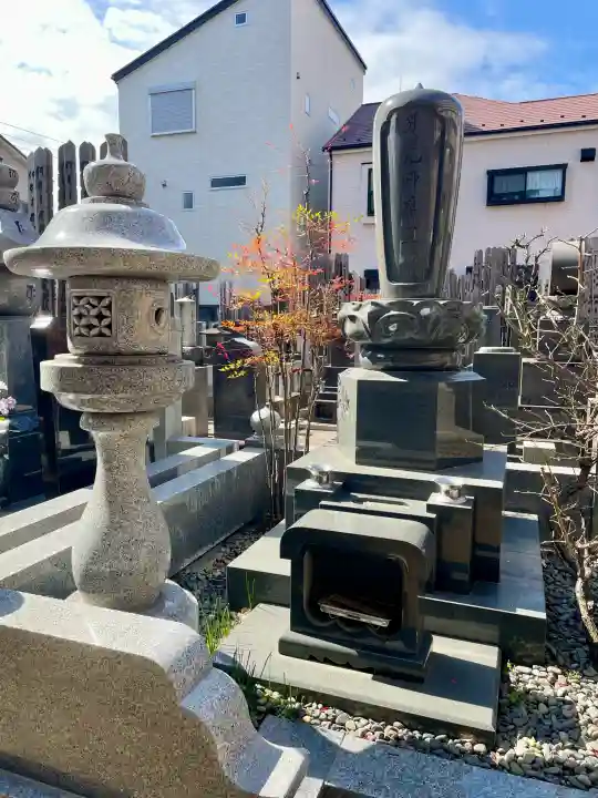 東光寺の{uncategorized: "未分類", other: "その他", undefined: "問題あり", building: "その他建物", grave: "お墓", sacred_gate: "鳥居", guardian: "狛犬", statue: "像", buddha: "仏像", history: "歴史", nature: "自然", garden: "庭園", animal: "動物", pagoda: "塔", temizu: "手水舎", mountain_gate: "山門・神門", sanctuary: "本殿・本堂", subordinate: "末社・摂社", art: "芸術", scenery: "景色", jizo: "地蔵", ema: "絵馬", goshuin: "御朱印", omikuji: "おみくじ", items: "授与品その他", amulet: "お守り", goshuincho: "御朱印帳", eats: "食事", festival: "お祭り", votive_dance: "神楽", shichigosan: "七五三参", wedding: "結婚式", experience: "体験その他", initially: "初詣", around: "周辺", anti_infection: "感染症対策"}