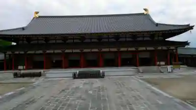 薬師寺の本殿・本堂