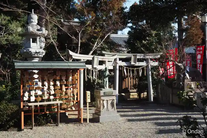 九帝王宮 萱野神社(滋賀県)