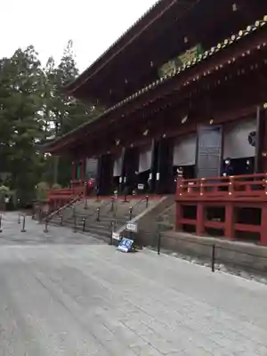 輪王寺の本殿・本堂