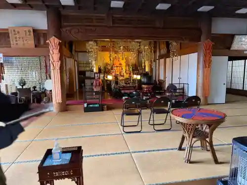 金前寺の{uncategorized: "未分類", other: "その他", undefined: "問題あり", building: "その他建物", grave: "お墓", sacred_gate: "鳥居", guardian: "狛犬", statue: "像", buddha: "仏像", history: "歴史", nature: "自然", garden: "庭園", animal: "動物", pagoda: "塔", temizu: "手水舎", mountain_gate: "山門・神門", sanctuary: "本殿・本堂", subordinate: "末社・摂社", art: "芸術", scenery: "景色", jizo: "地蔵", ema: "絵馬", goshuin: "御朱印", omikuji: "おみくじ", items: "授与品その他", amulet: "お守り", goshuincho: "御朱印帳", eats: "食事", festival: "お祭り", votive_dance: "神楽", shichigosan: "七五三参", wedding: "結婚式", experience: "体験その他", initially: "初詣", around: "周辺", anti_infection: "感染症対策"}