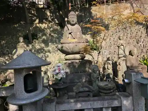 大圓寺の{uncategorized: "未分類", other: "その他", undefined: "問題あり", building: "その他建物", grave: "お墓", sacred_gate: "鳥居", guardian: "狛犬", statue: "像", buddha: "仏像", history: "歴史", nature: "自然", garden: "庭園", animal: "動物", pagoda: "塔", temizu: "手水舎", mountain_gate: "山門・神門", sanctuary: "本殿・本堂", subordinate: "末社・摂社", art: "芸術", scenery: "景色", jizo: "地蔵", ema: "絵馬", goshuin: "御朱印", omikuji: "おみくじ", items: "授与品その他", amulet: "お守り", goshuincho: "御朱印帳", eats: "食事", festival: "お祭り", votive_dance: "神楽", shichigosan: "七五三参", wedding: "結婚式", experience: "体験その他", initially: "初詣", around: "周辺", anti_infection: "感染症対策"}