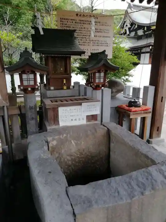 真清田神社の末社・摂社