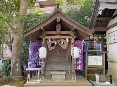 鶴嶺八幡宮の末社・摂社