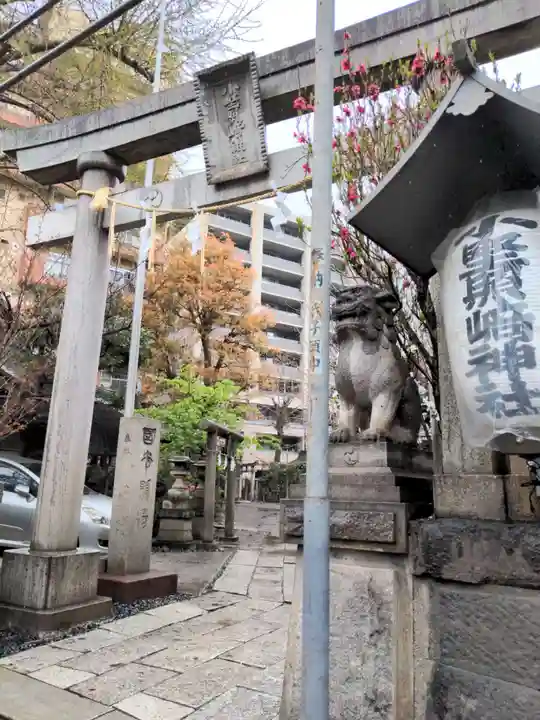 小野照崎神社の鳥居
