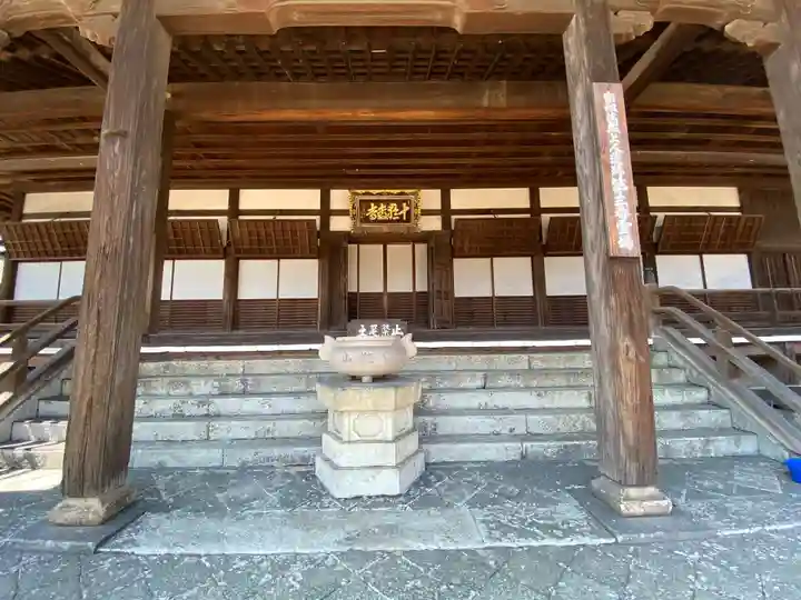 十輪寺の本殿・本堂
