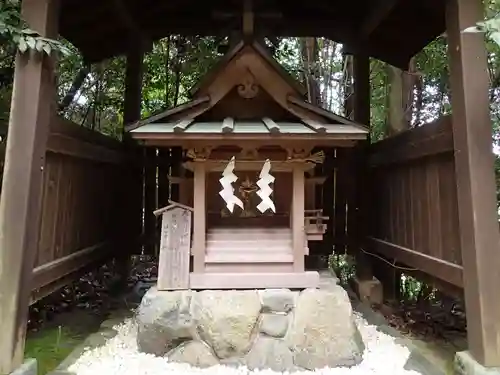 飛鳥坐神社の末社・摂社