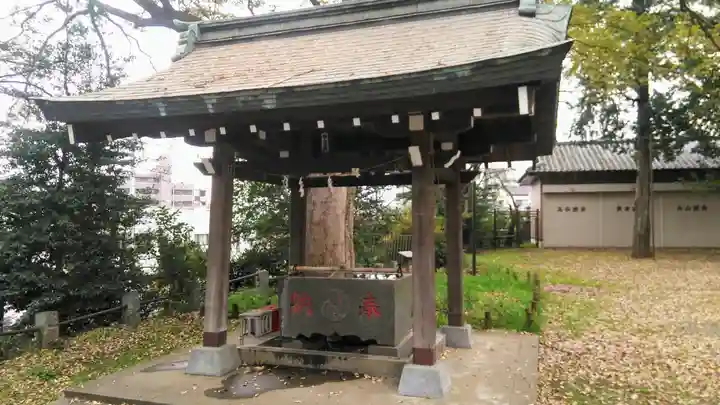八幡神社の手水舎