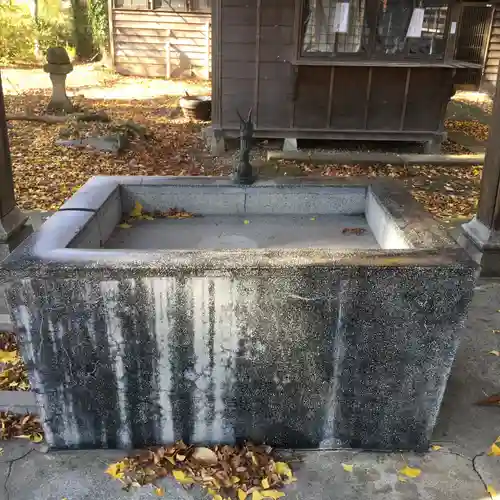 諏方神社の手水