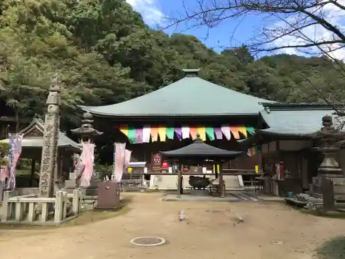 西山興隆寺の本殿