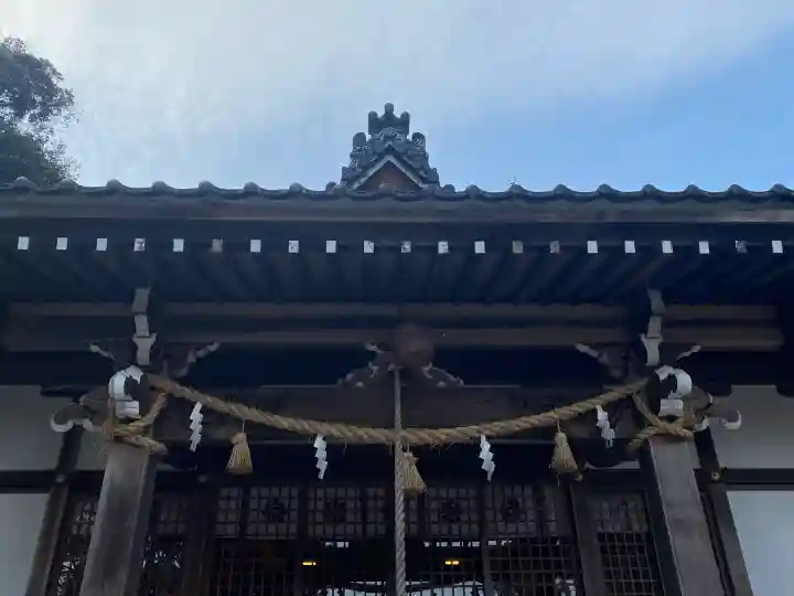白山比咩神社の{uncategorized: "未分類", other: "その他", undefined: "問題あり", building: "その他建物", grave: "お墓", sacred_gate: "鳥居", guardian: "狛犬", statue: "像", buddha: "仏像", history: "歴史", nature: "自然", garden: "庭園", animal: "動物", pagoda: "塔", temizu: "手水舎", mountain_gate: "山門・神門", sanctuary: "本殿・本堂", subordinate: "末社・摂社", art: "芸術", scenery: "景色", jizo: "地蔵", ema: "絵馬", goshuin: "御朱印", omikuji: "おみくじ", items: "授与品その他", amulet: "お守り", goshuincho: "御朱印帳", eats: "食事", festival: "お祭り", votive_dance: "神楽", shichigosan: "七五三参", wedding: "結婚式", experience: "体験その他", initially: "初詣", around: "周辺", anti_infection: "感染症対策"}