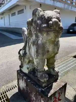 三熊野神社の狛犬