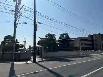 住吉神社の{uncategorized: "未分類", other: "その他", undefined: "問題あり", building: "その他建物", grave: "お墓", sacred_gate: "鳥居", guardian: "狛犬", statue: "像", buddha: "仏像", history: "歴史", nature: "自然", garden: "庭園", animal: "動物", pagoda: "塔", temizu: "手水舎", mountain_gate: "山門・神門", sanctuary: "本殿・本堂", subordinate: "末社・摂社", art: "芸術", scenery: "景色", jizo: "地蔵", ema: "絵馬", goshuin: "御朱印", omikuji: "おみくじ", items: "授与品その他", amulet: "お守り", goshuincho: "御朱印帳", eats: "食事", festival: "お祭り", votive_dance: "神楽", shichigosan: "七五三参", wedding: "結婚式", experience: "体験その他", initially: "初詣", around: "周辺", anti_infection: "感染症対策"}