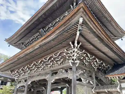 総持寺祖院の山門