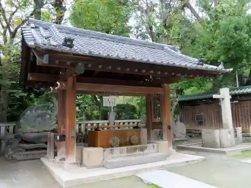 牛嶋神社の手水舎