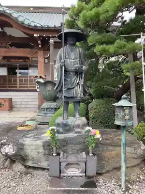 光明寺(感満不動尊)の像