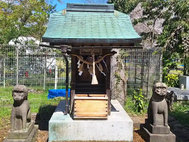 櫻岡大神宮の{uncategorized: "未分類", other: "その他", undefined: "問題あり", building: "その他建物", grave: "お墓", sacred_gate: "鳥居", guardian: "狛犬", statue: "像", buddha: "仏像", history: "歴史", nature: "自然", garden: "庭園", animal: "動物", pagoda: "塔", temizu: "手水舎", mountain_gate: "山門・神門", sanctuary: "本殿・本堂", subordinate: "末社・摂社", art: "芸術", scenery: "景色", jizo: "地蔵", ema: "絵馬", goshuin: "御朱印", omikuji: "おみくじ", items: "授与品その他", amulet: "お守り", goshuincho: "御朱印帳", eats: "食事", festival: "お祭り", votive_dance: "神楽", shichigosan: "七五三参", wedding: "結婚式", experience: "体験その他", initially: "初詣", around: "周辺", anti_infection: "感染症対策"}