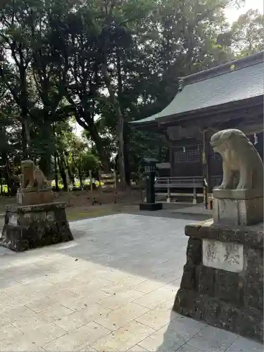 諏訪八幡神社の狛犬