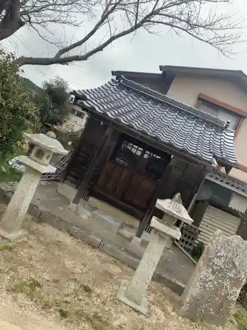 かんきん堂の本殿・本堂