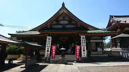 日朝堂の本殿・本堂