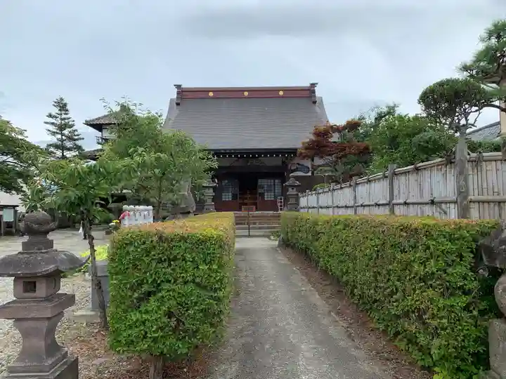 阿弥陀寺の本殿・本堂