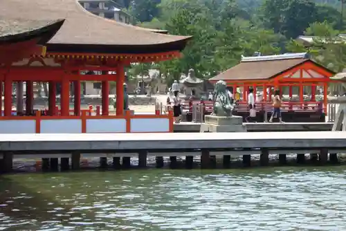 厳島神社の建物その他